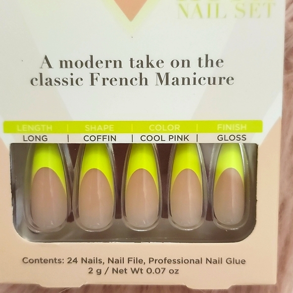 Brand New 3CT BUNDLE SALON PERFECT MODERN FRENCH FALSE NAILS-M/L - Picture 4 of 5
